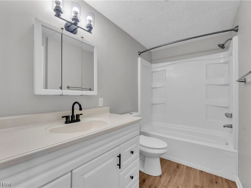 479 Stallion Court , Lagrange, OH 44050 Photo 18