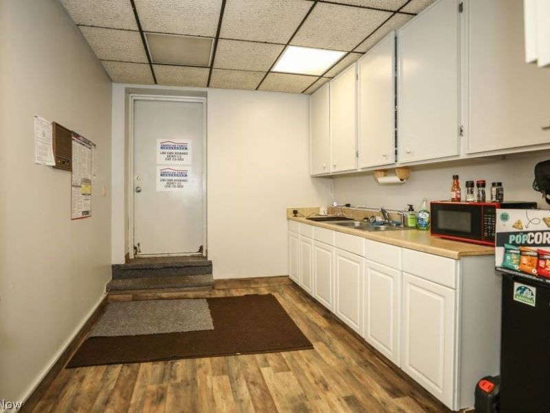 263 W Main Street, Unit C, Ravenna, OH 44266 Photo 12