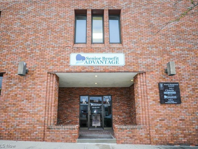 263 W Main Street, Unit C, Ravenna, OH 44266 Photo 2