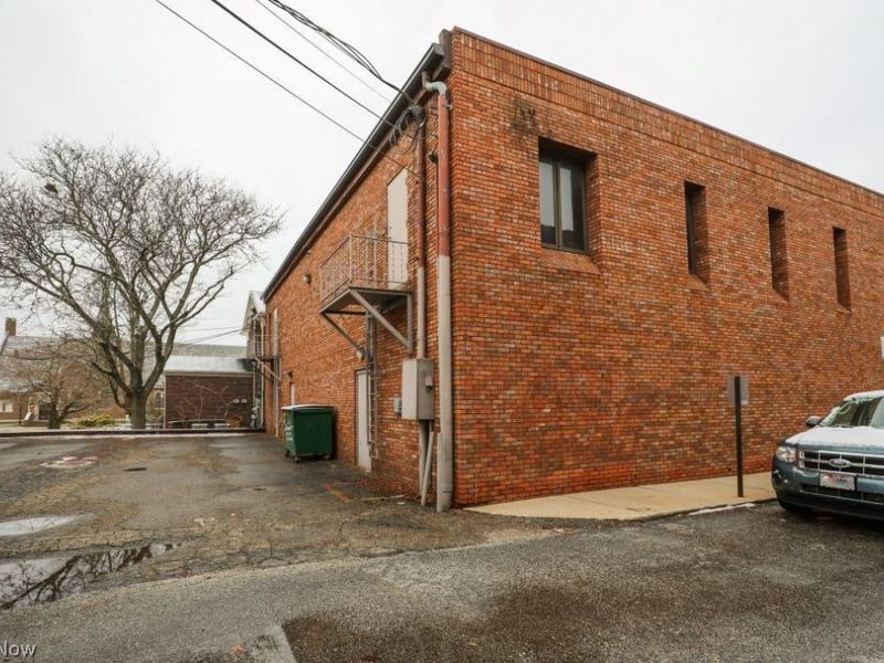 263 W Main Street, Unit C, Ravenna, OH 44266 Photo 5