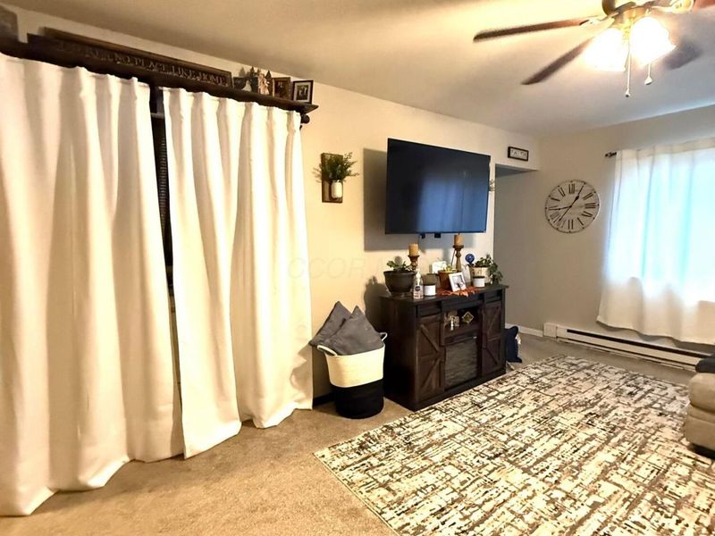 330 332 Mary Place, Ashville, OH 43103 Photo 10