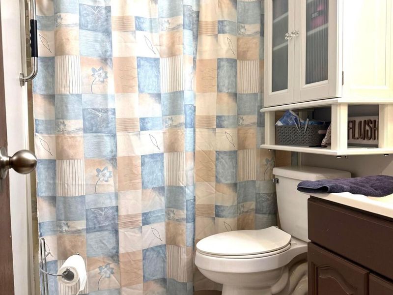 330 332 Mary Place, Ashville, OH 43103 Photo 17