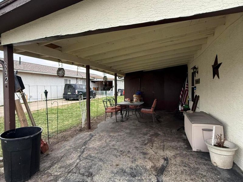 330 332 Mary Place, Ashville, OH 43103 Photo 23