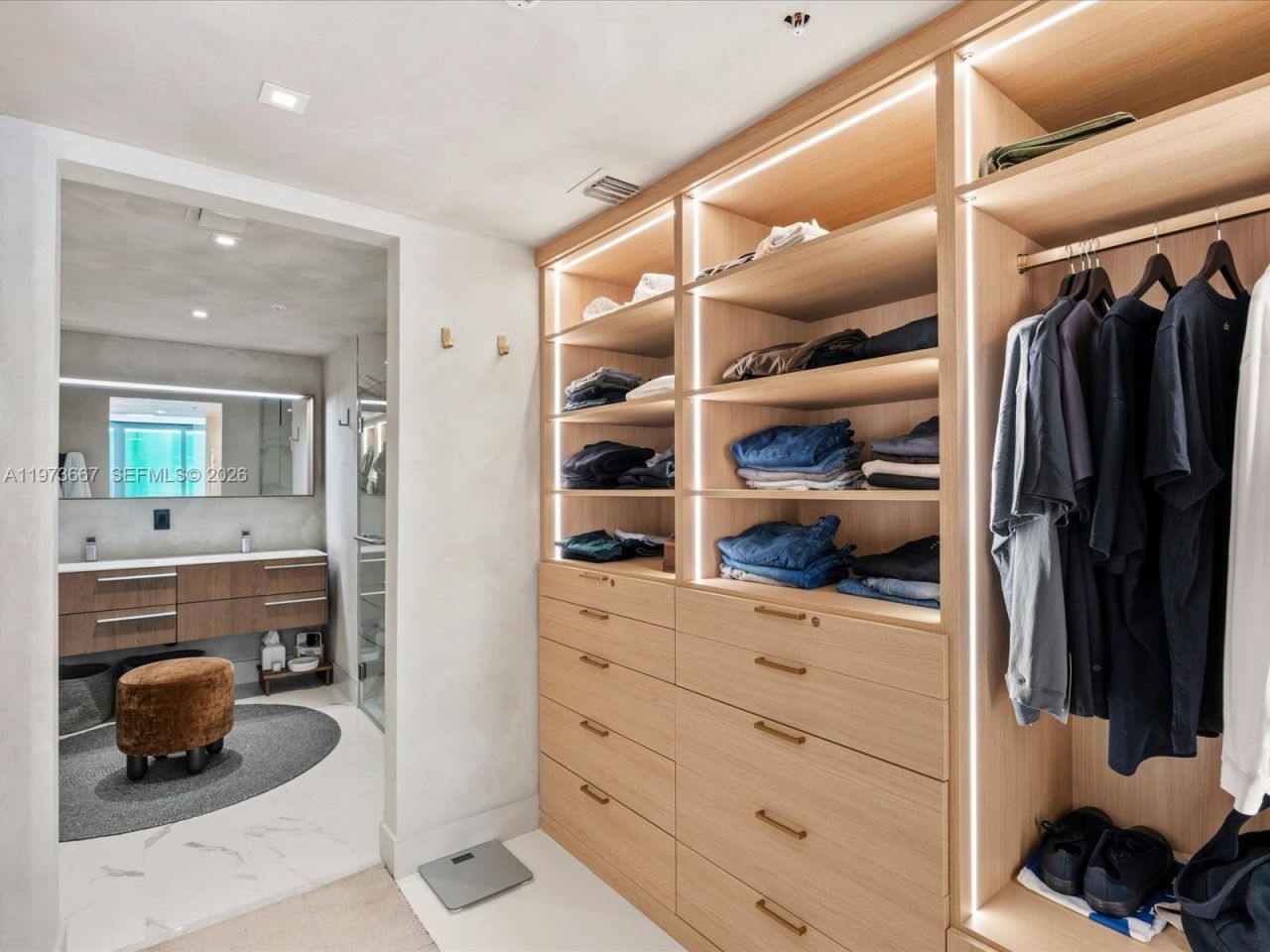 9521 E Bay Harbor Dr , Unit 705, Bay Harbor Islands, FL 33154 Photo