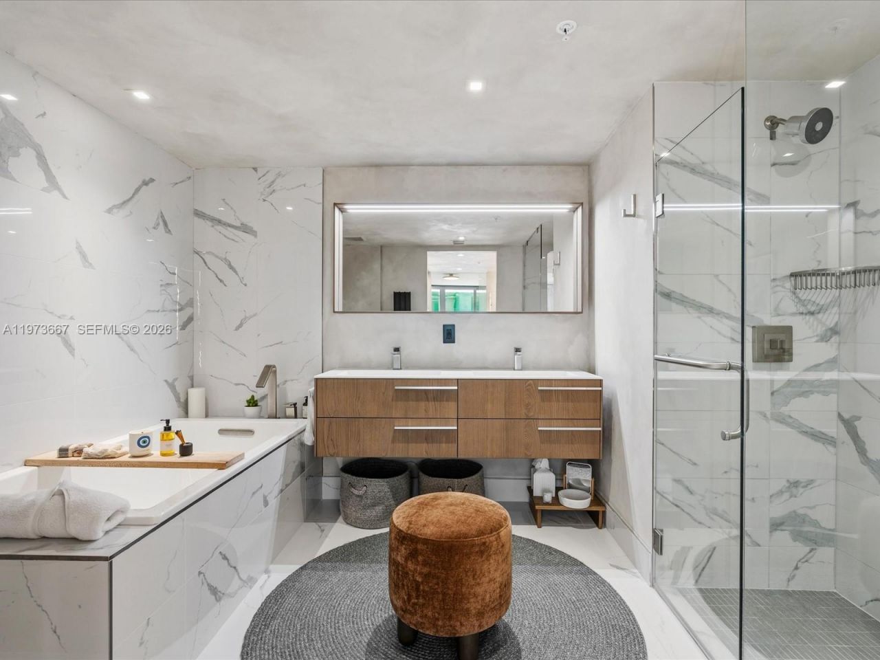 9521 E Bay Harbor Dr , Unit 705, Bay Harbor Islands, FL 33154 Photo