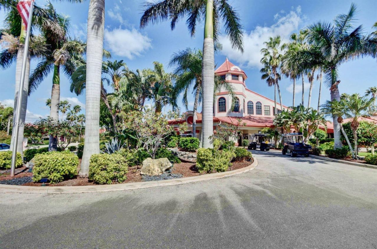 7604 Lexington Club Blvd, Unit B, Delray Beach, FL 33446 Photo