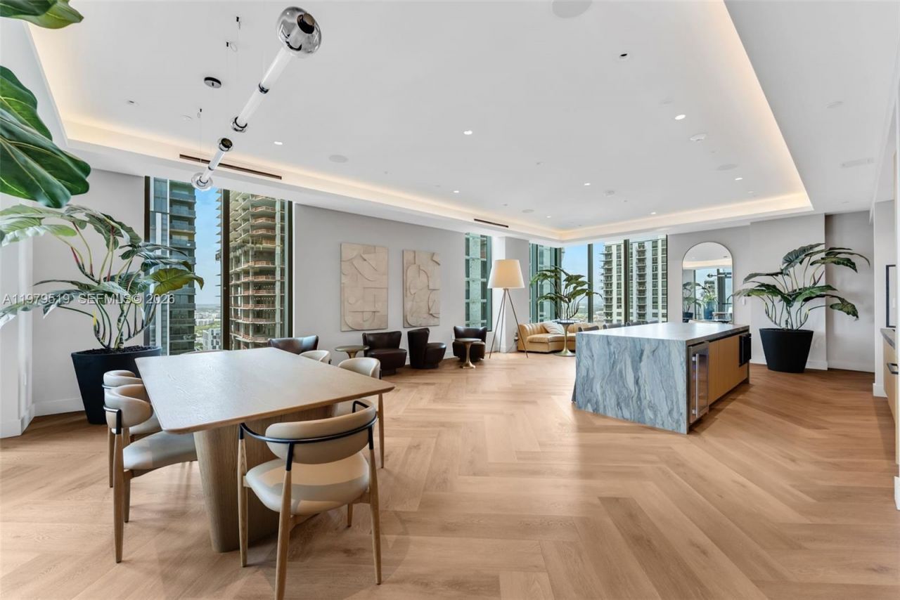 121 NE 5th St , Unit 3112, Miami, FL 33132 Photo