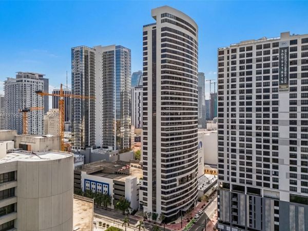 225 N Miami Ave , Unit 3201, Miami, FL 33132