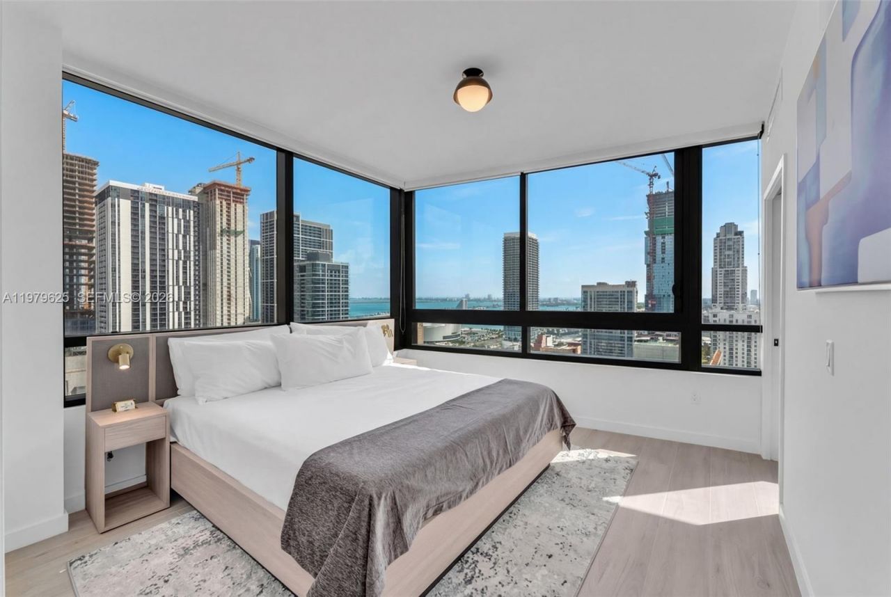 225 N Miami Ave , Unit 3201, Miami, FL 33132 Photo