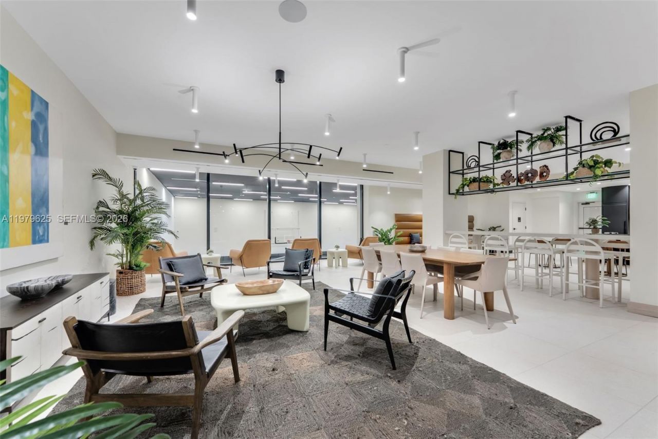 225 N Miami Ave , Unit 3201, Miami, FL 33132 Photo