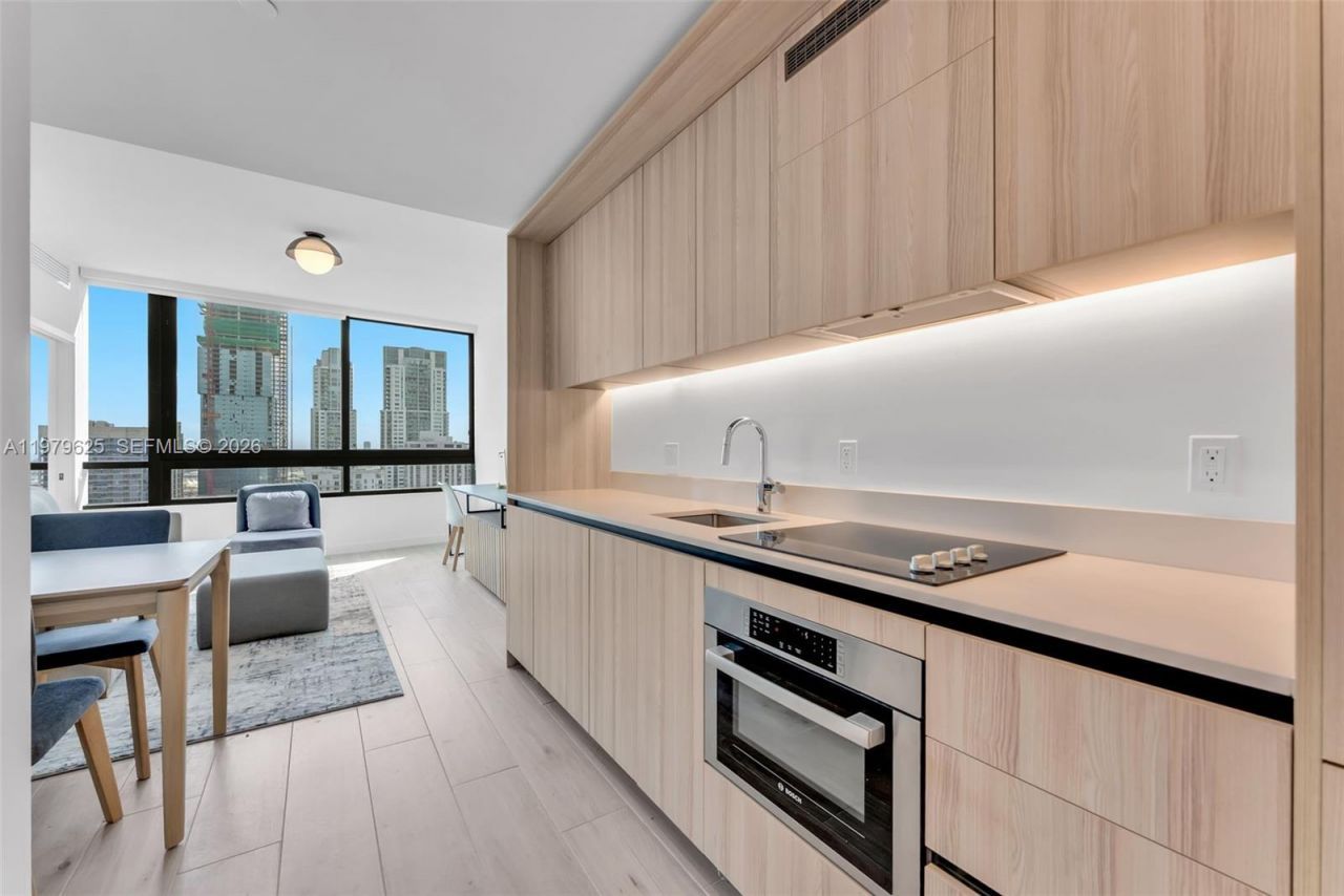 225 N Miami Ave , Unit 3201, Miami, FL 33132 Photo