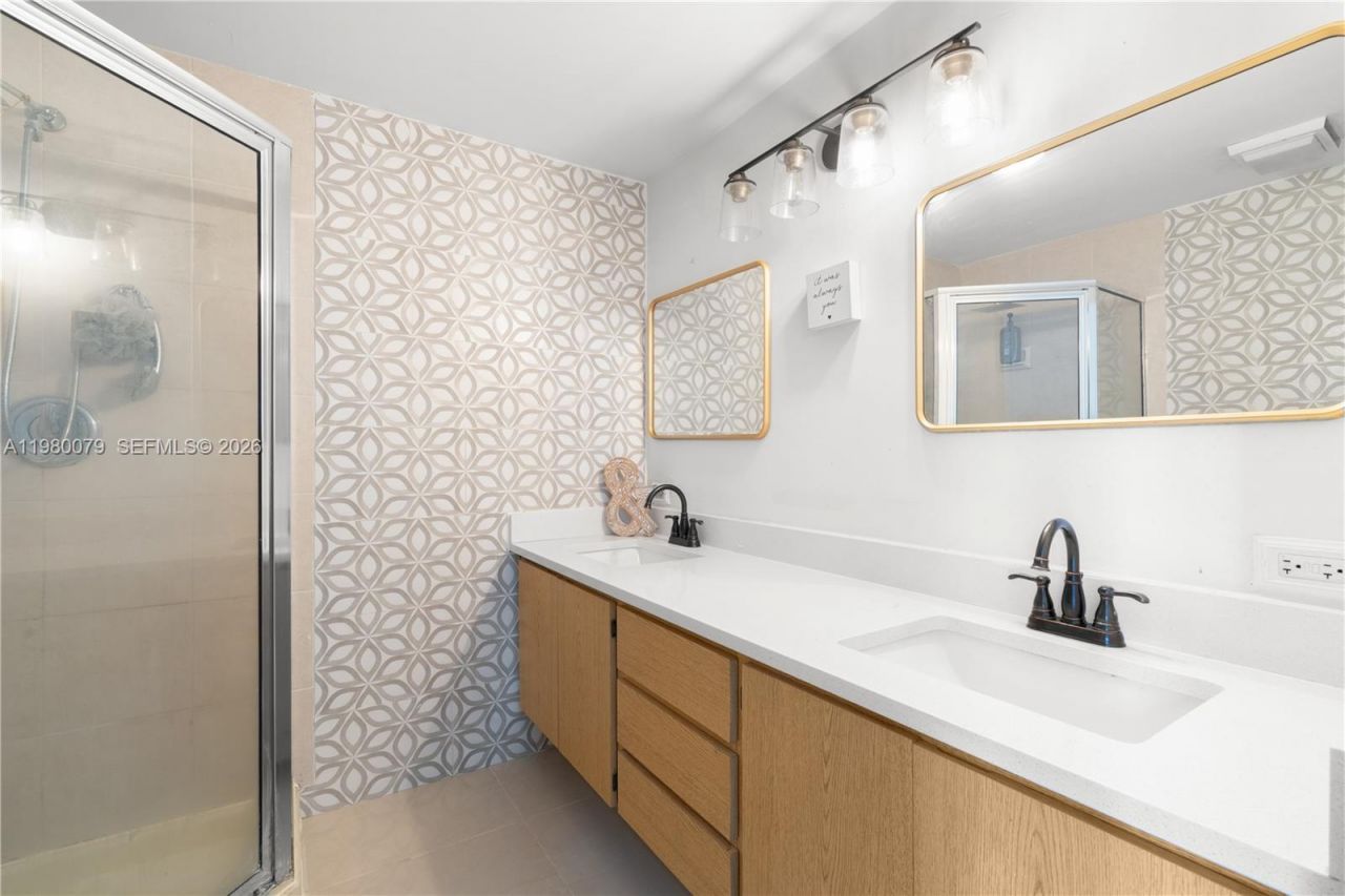 534 Green Springs Pl , West Palm Beach, FL 33409 Photo