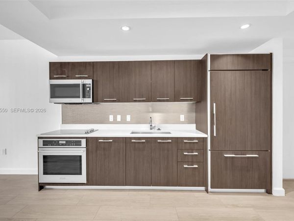 55 SW 9th St, Unit 1109, Miami, FL 33130