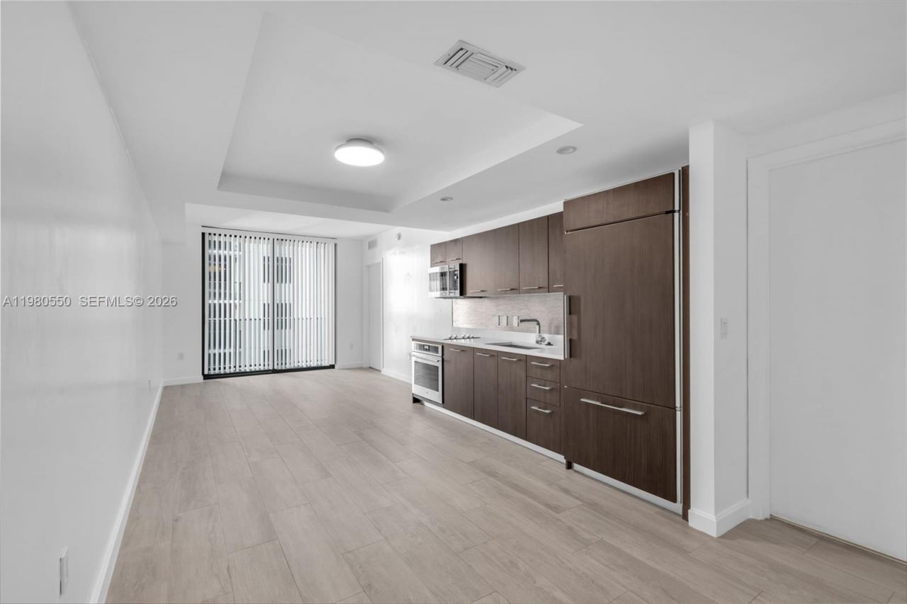 55 SW 9th St, Unit 1109, Miami, FL 33130 Photo