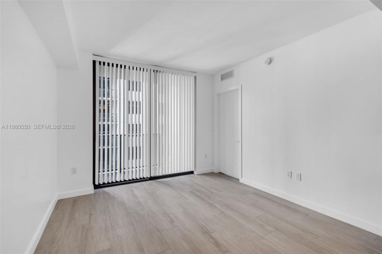 55 SW 9th St, Unit 1109, Miami, FL 33130 Photo