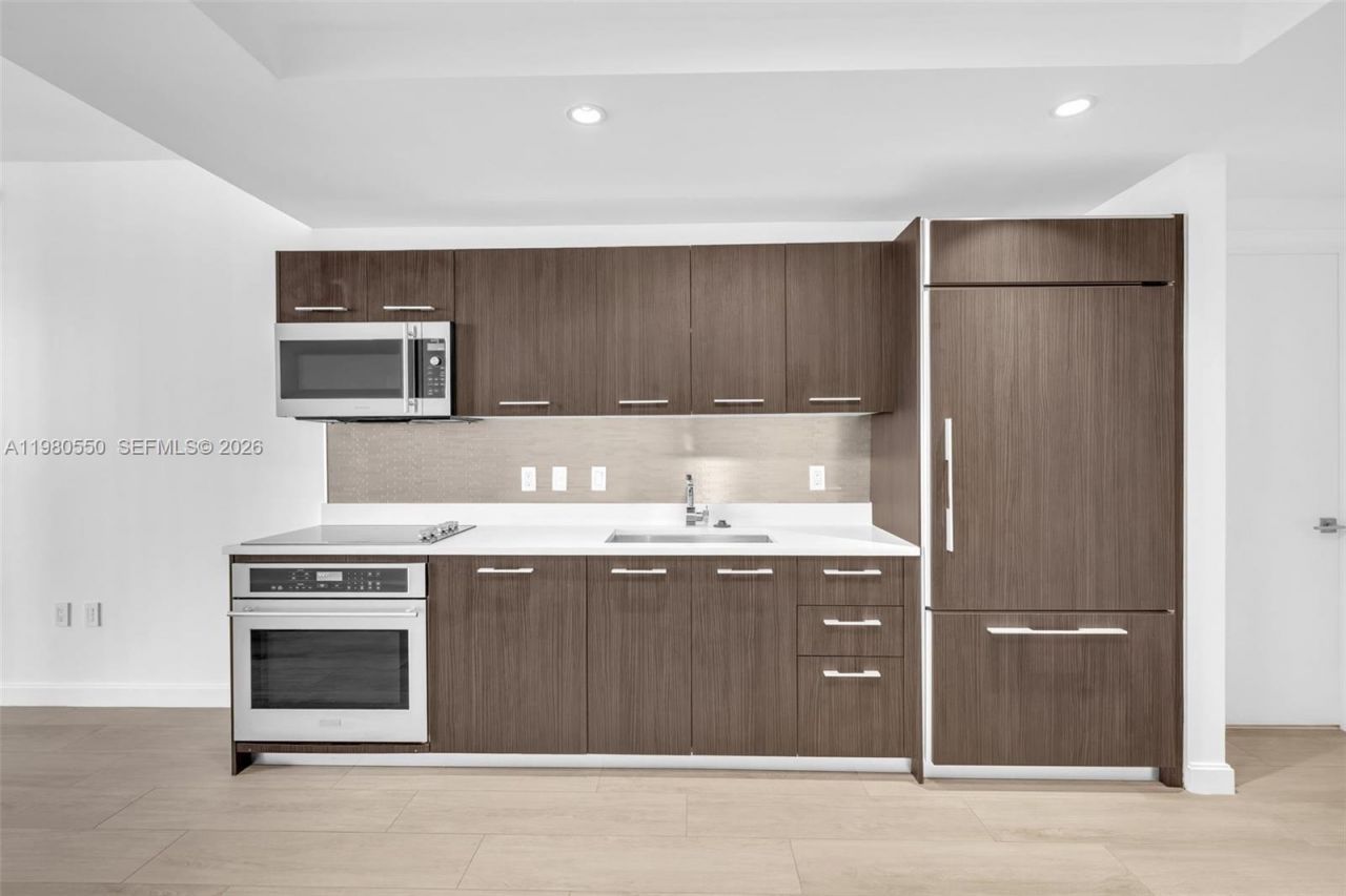 55 SW 9th St, Unit 1109, Miami, FL 33130 Photo