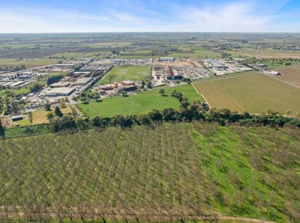 12521 Locke Rd, Lockeford, CA 95237 Photo