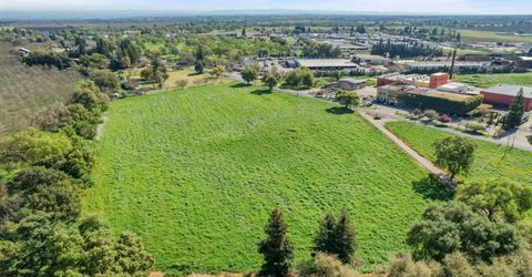 12521 Locke Rd, Lockeford, CA 95237 Photo