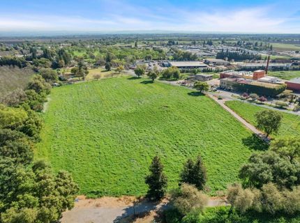 12521 Locke Rd, Lockeford, CA 95237 Photo