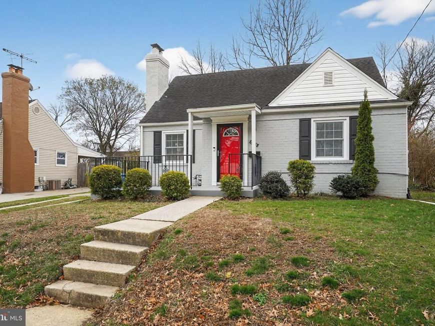 6903 Gateway Boulevard, District Heights, MD 20747 Main Photo