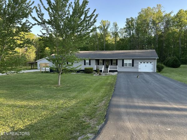 142 Park Rd, Livingston, TN 38570
