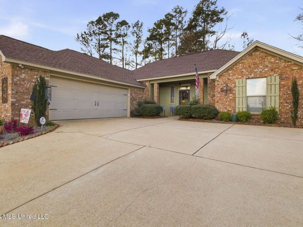 207 Glensview Cove, Brandon, MS 39047