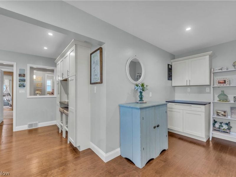 27015 Kennedy Ridge Extension, North Olmsted, OH 44070 Photo 11