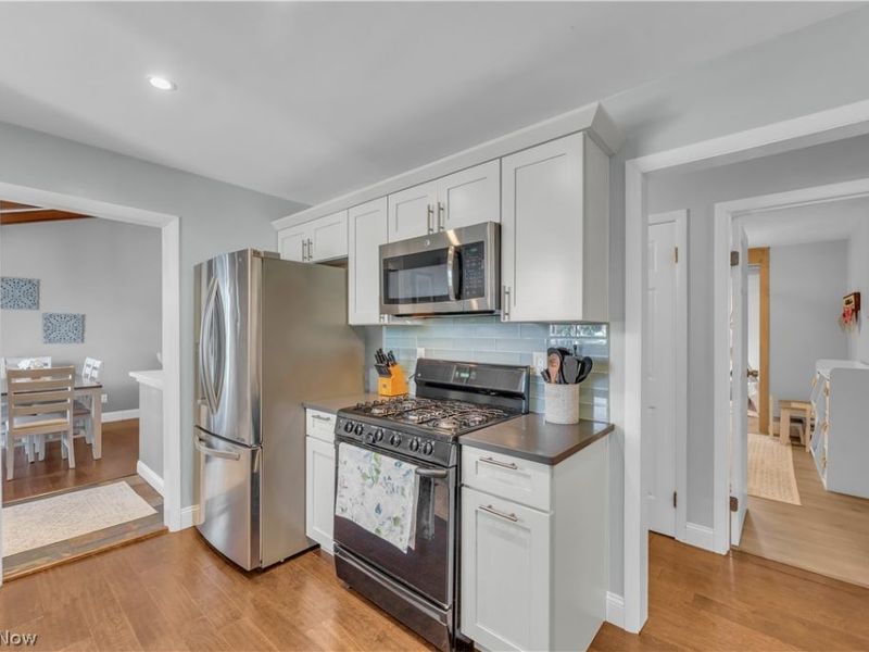 27015 Kennedy Ridge Extension, North Olmsted, OH 44070 Photo 8