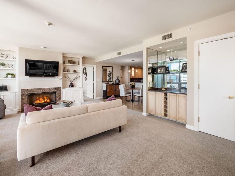 1 Miranova Place, Unit 730, Columbus, OH 43215 Photo 19