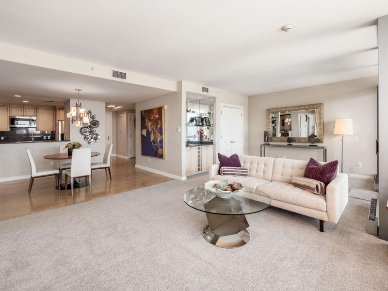 1 Miranova Place, Unit 730, Columbus, OH 43215 Photo 31