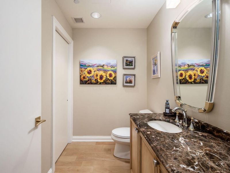 1 Miranova Place, Unit 730, Columbus, OH 43215 Photo 35