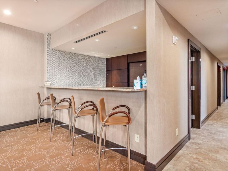 1 Miranova Place, Unit 730, Columbus, OH 43215 Photo 41