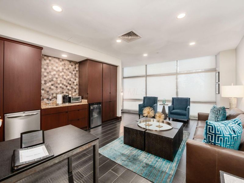 1 Miranova Place, Unit 730, Columbus, OH 43215 Photo 52