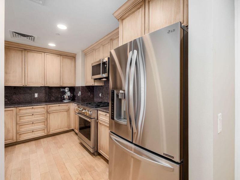 1 Miranova Place, Unit 730, Columbus, OH 43215 Photo 7