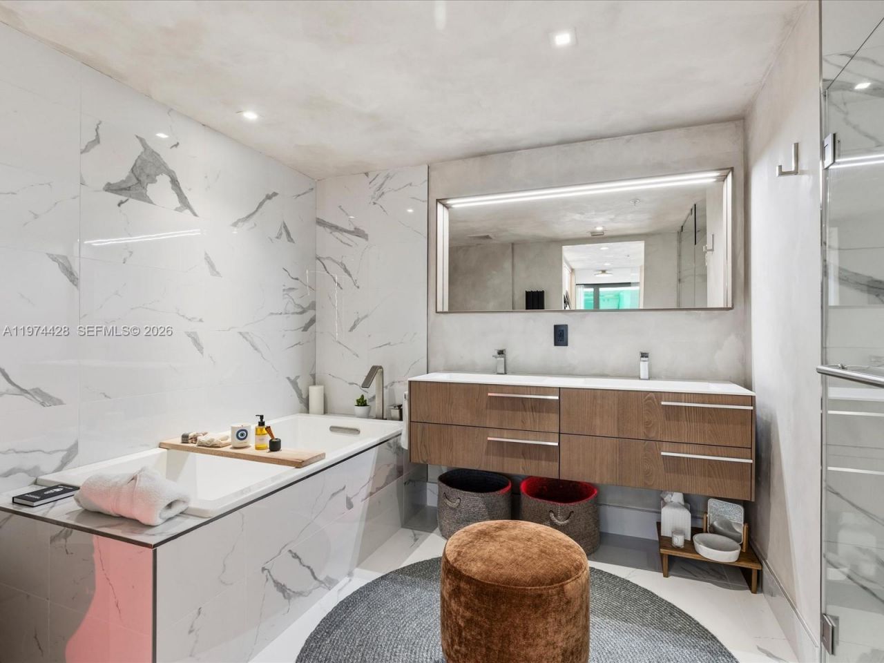 9521 E Bay Harbor Dr , Unit 705, Bay Harbor Islands, FL 33154 Photo