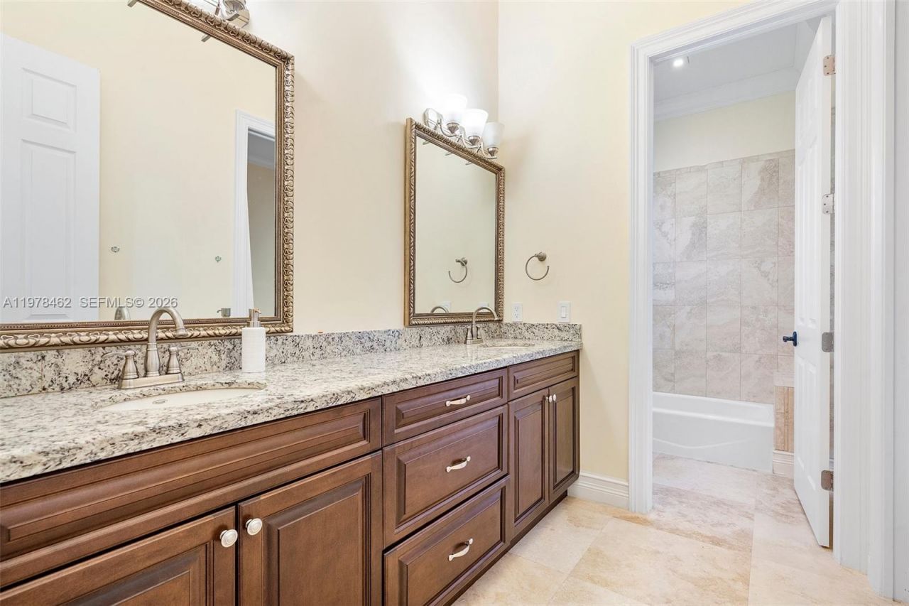 20120 SW 133rd Ave , Miami, FL 33177 Photo