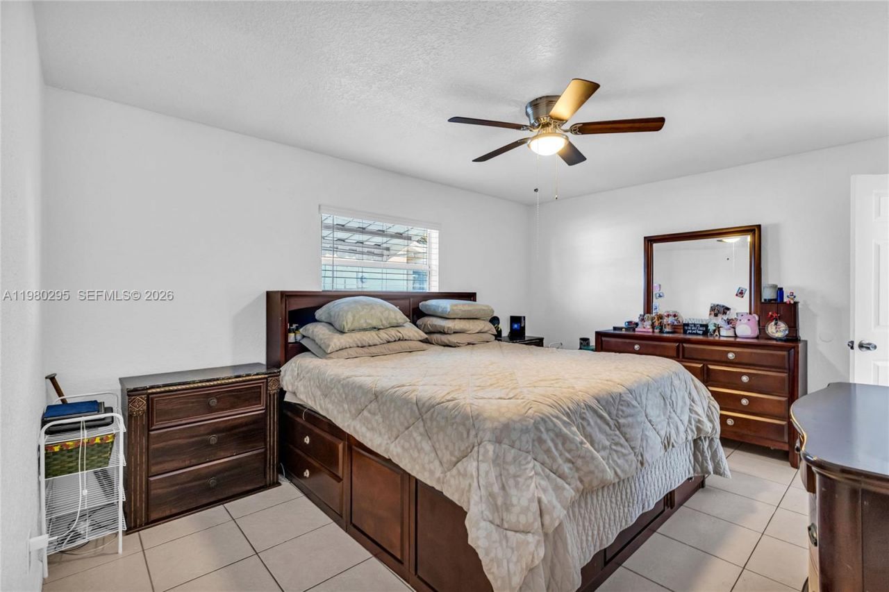 8209 NW 91st Ave , Tamarac, FL 33321 Photo