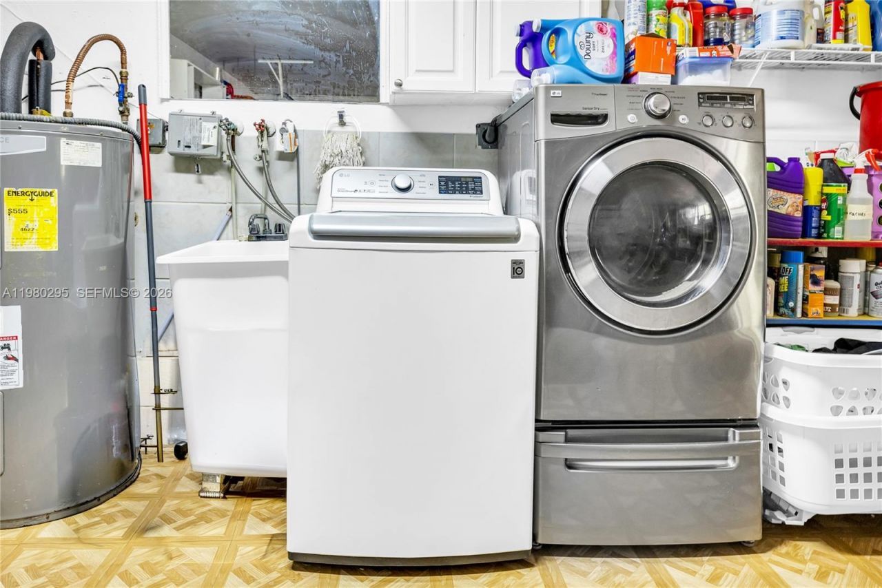 8209 NW 91st Ave , Tamarac, FL 33321 Photo