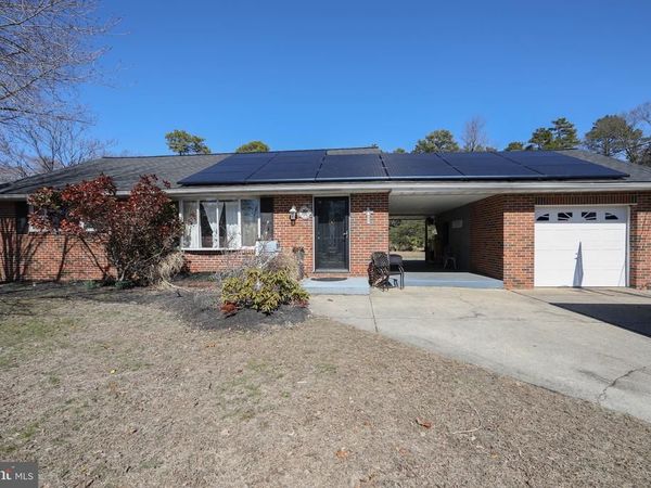 10 LAKEVILLA DRIVE, VOORHEES, NJ 08043