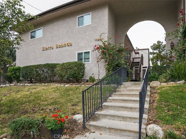 17847 Beneda, Unit 16, Canyon Country, CA 91351