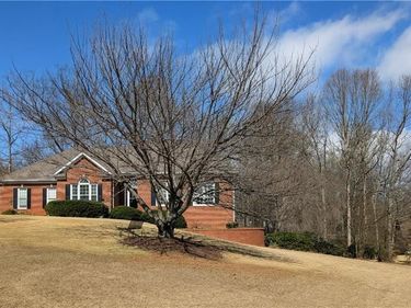 6506 Vista View Court, Flowery Branch, GA 30542