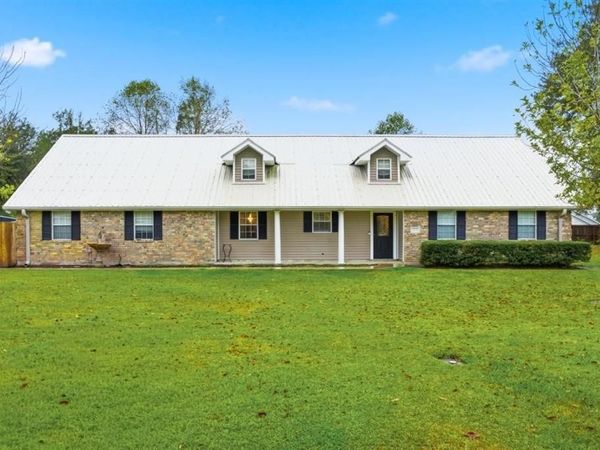 1304 Theriot Road, Lake Charles, LA 70611