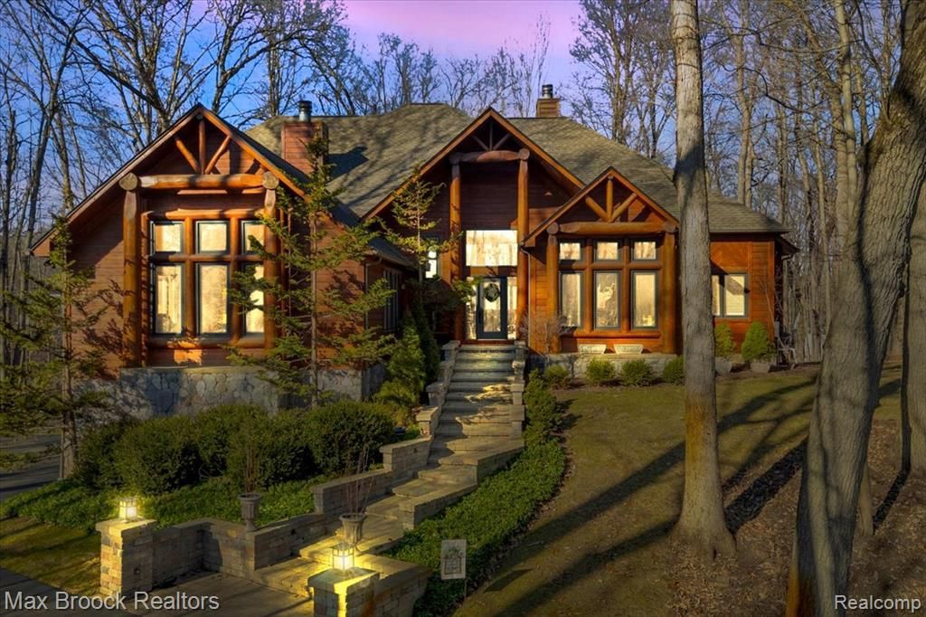 5970 Lynne Hollow Drive, Commerce Township, MI 48382 Main Photo