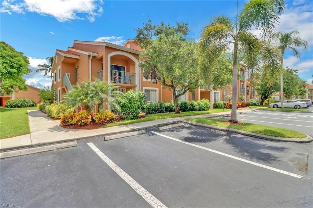 1205 Wildwood Lakes Blvd, Unit 201, Naples, FL 34104 Photo