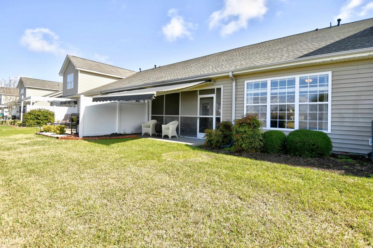 284 Viareggio Rd. Photo 34