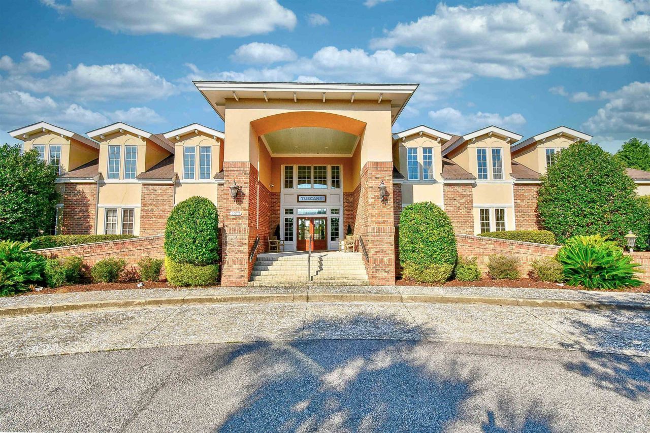 284 Viareggio Rd. Photo 36