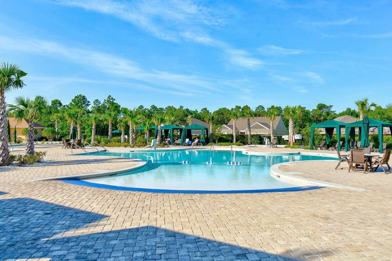 284 Viareggio Rd. Photo 39