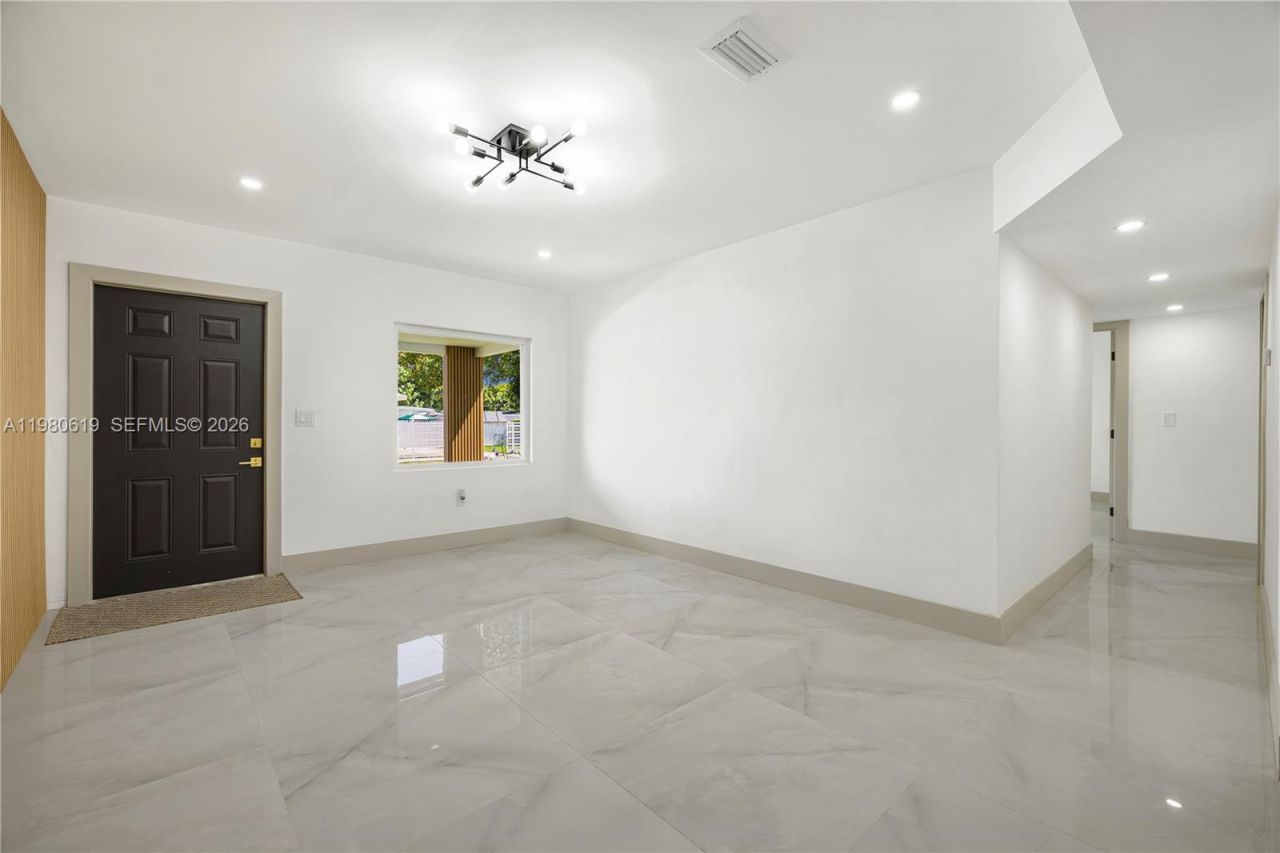 5410 SW 2nd, Miami, FL 33134 Photo