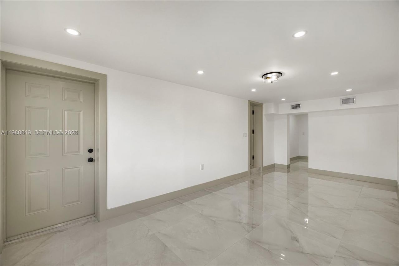 5410 SW 2nd, Miami, FL 33134 Photo