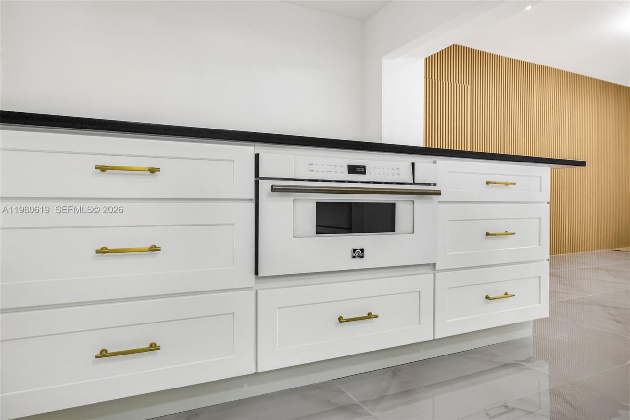 5410 SW 2nd, Miami, FL 33134 Photo